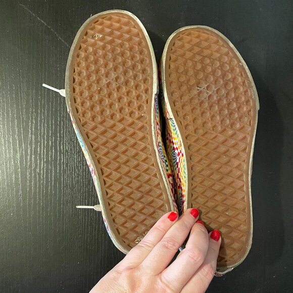 Van Rainbow Old Skool Platforms Sneakers - Picture 3 of 8